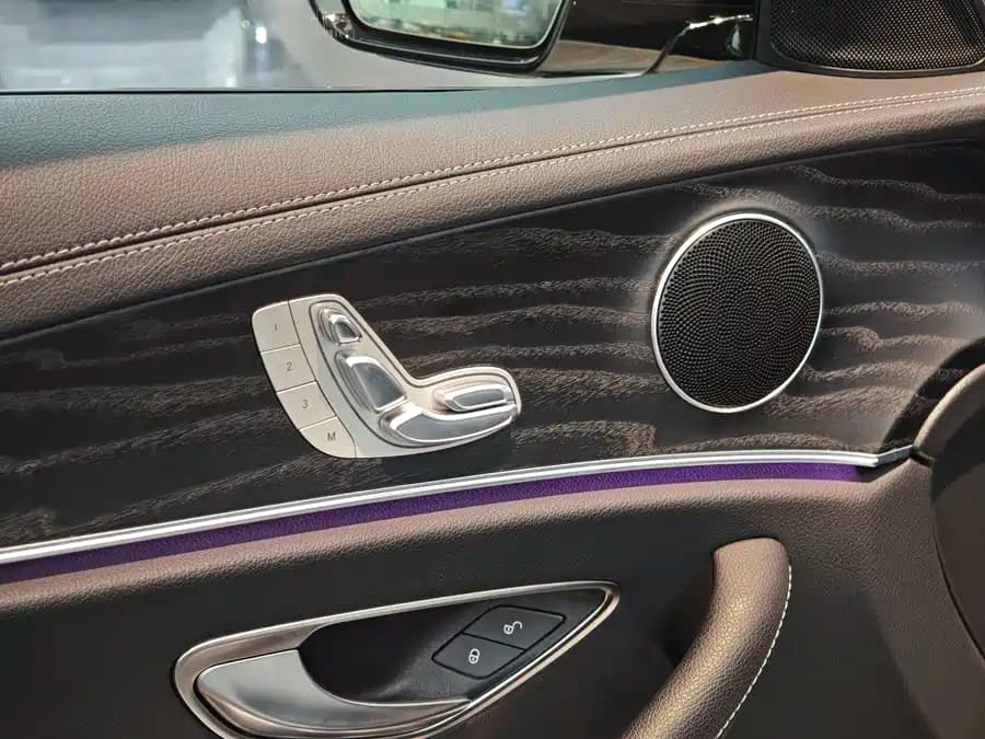 Mercedes E-Class - фото 13