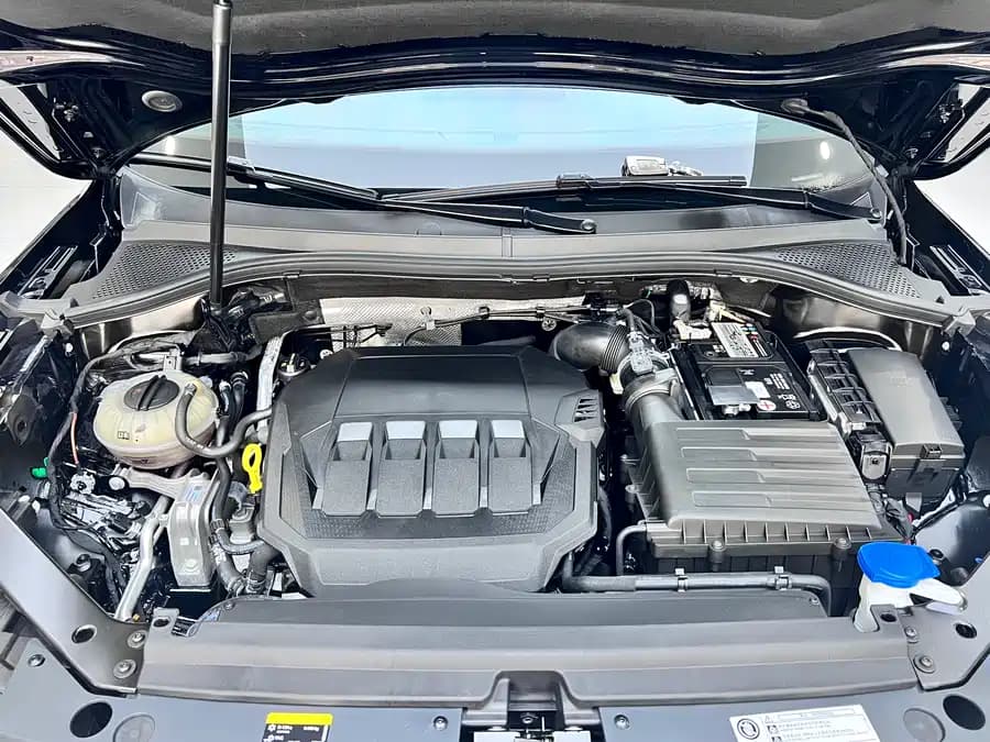 Volkswagen Tiguan - фото 29