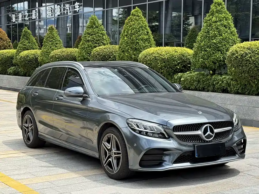Mercedes C-Class - фото 3