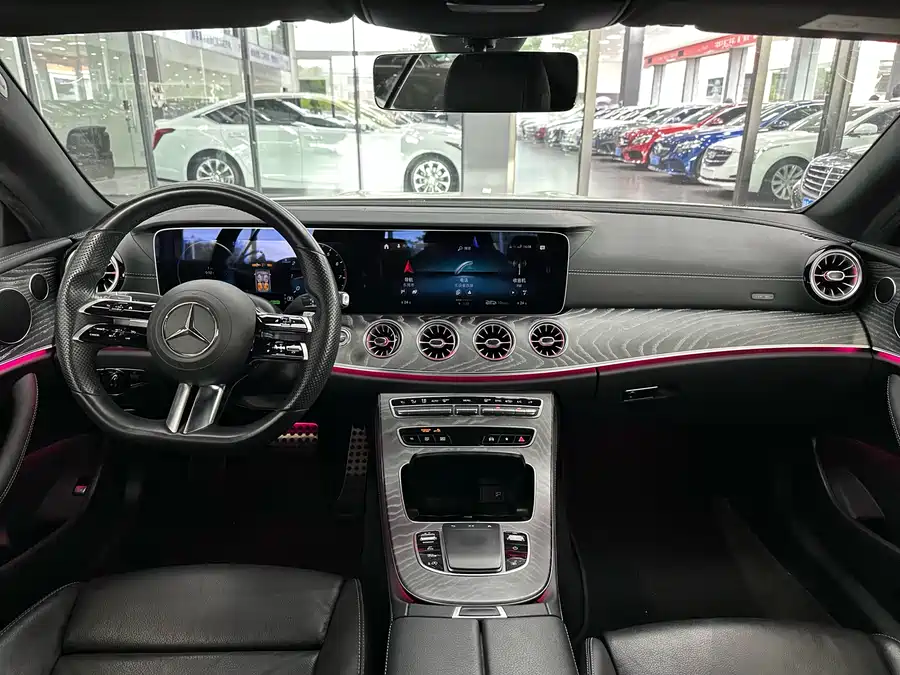 Mercedes E-Class - фото 6