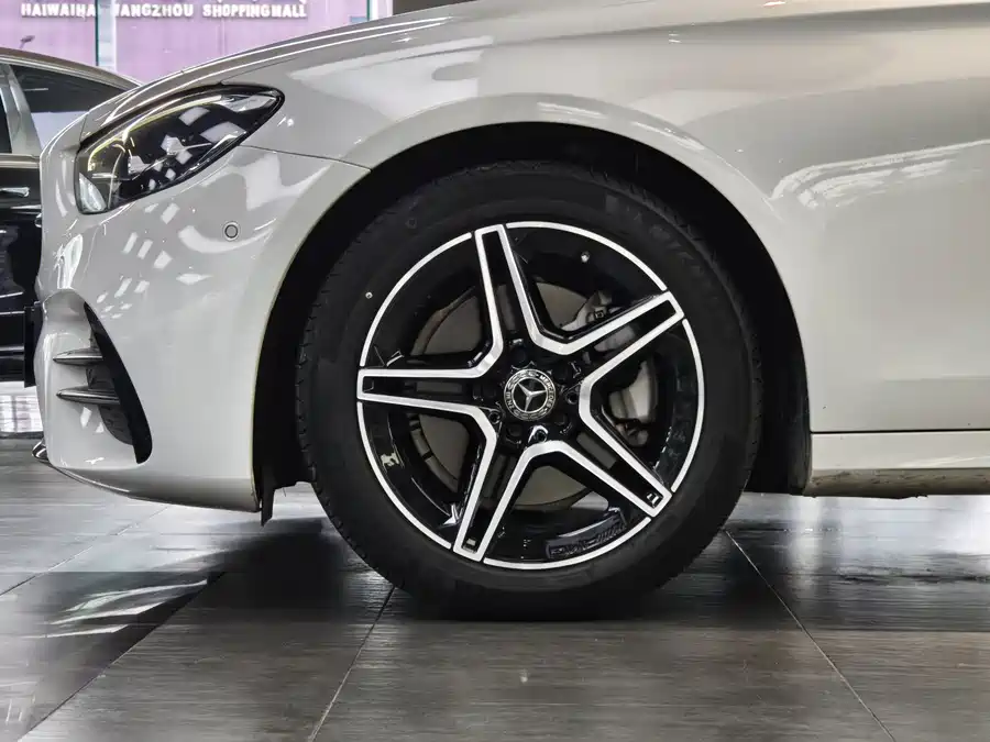 Mercedes E-Class - фото 16