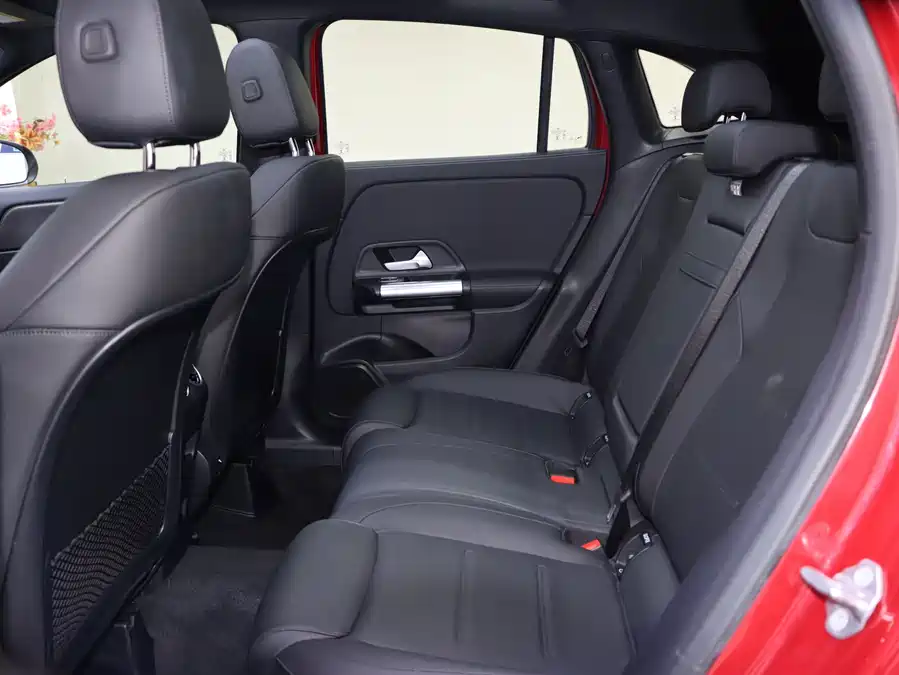 Mercedes GLA - фото 15