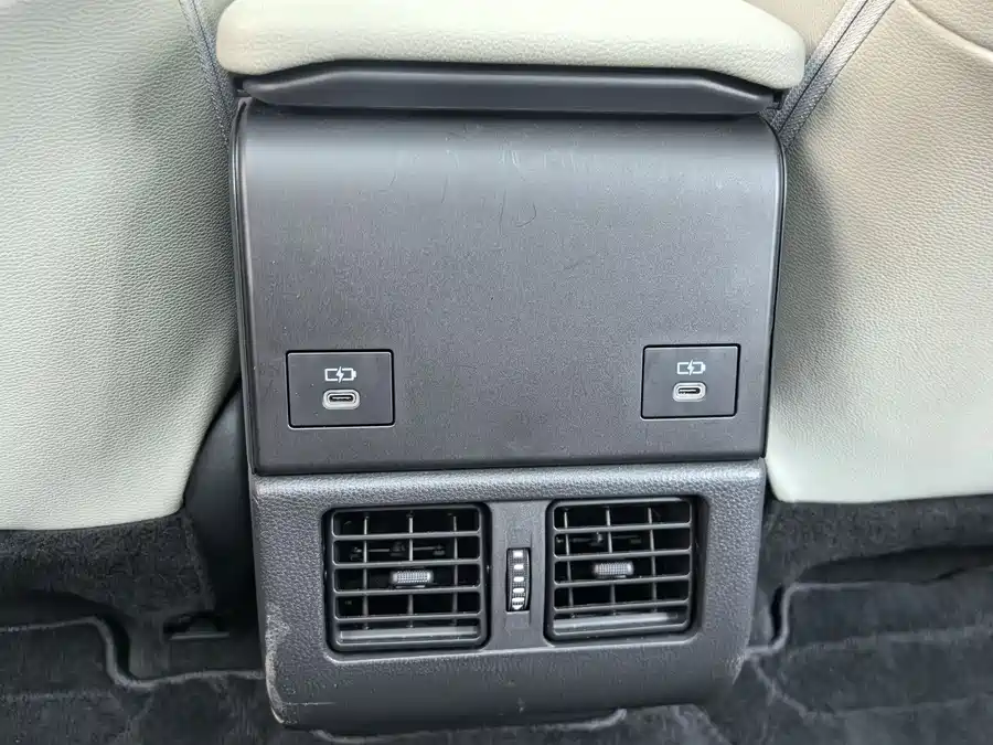 Toyota Bozhi - фото 19