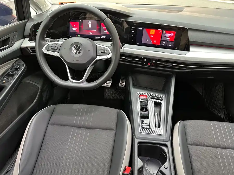 Volkswagen Golf - фото 15