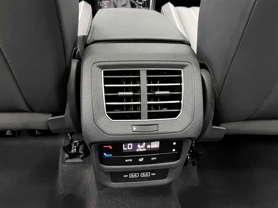 Volkswagen Tayron - фото 16